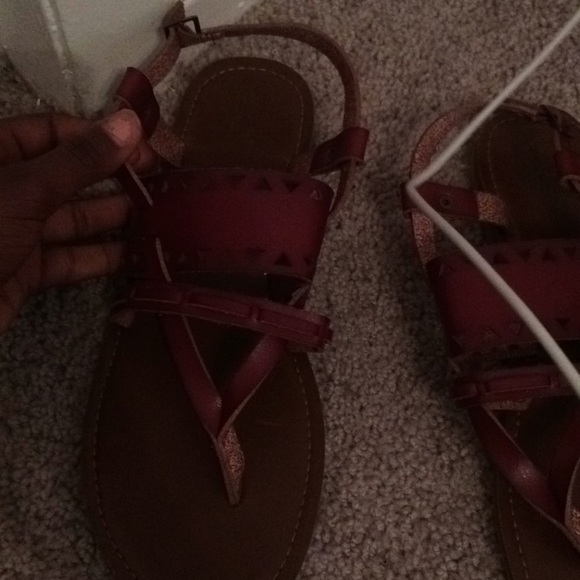 Sandals - Picture 2 of 3
